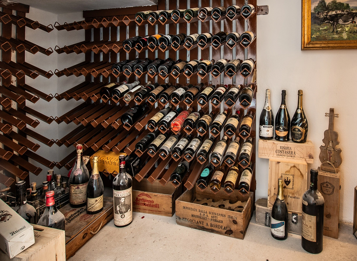 Bottle of red wine “Vin del Fattore Governo all’uso Toscano”, 2023, Sangiovese Maremma Toscana DOC.